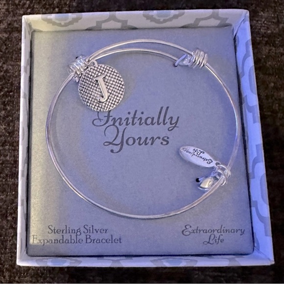 Extraordinary Life Jewelry - Charm bracelet Extraordinary Life sterling silver J charm‎ bracelet